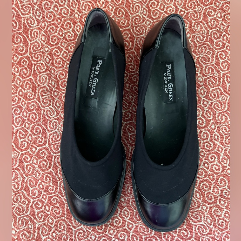-Paul Green black womens flats  nylon/ patent leather Vibram sole